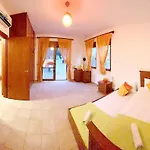 Tramonto Blue Case de vacanță *