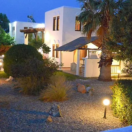 Tramonto Blue Casa de Férias Gennadi